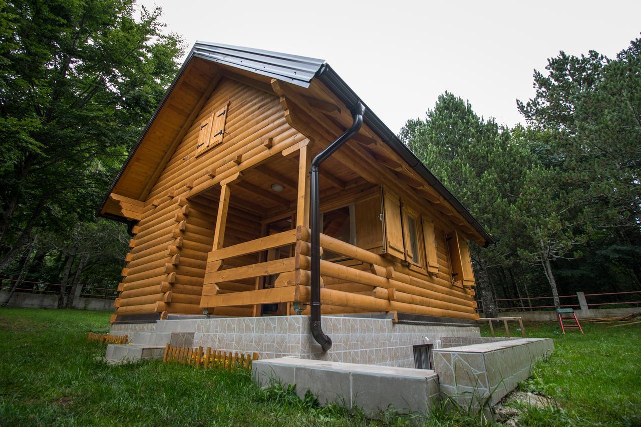 מוסטר Cabin House Hidden Nest מראה חיצוני תמונה